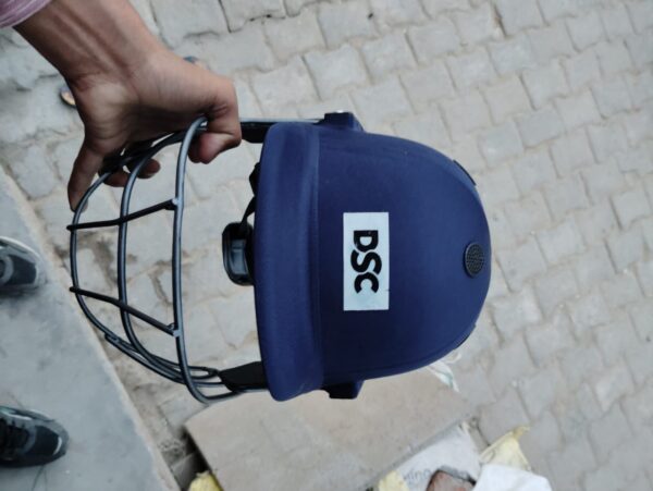 Cricket Helmet - Image 3